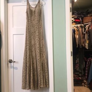 LIKE NEW beautiful Tan women’s small dress